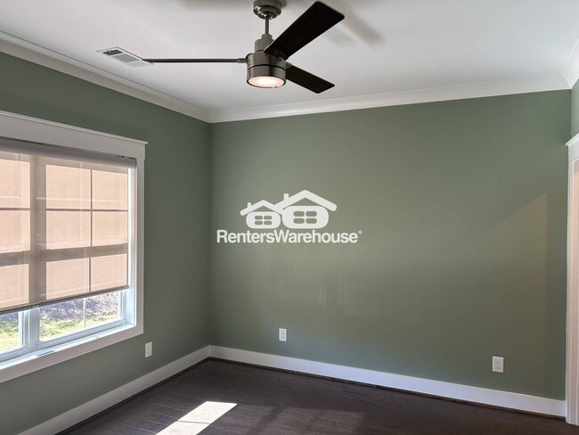 Building Photo - 406 Sunbelt Dr