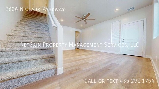 Building Photo - 2606 N Clark Pkwy