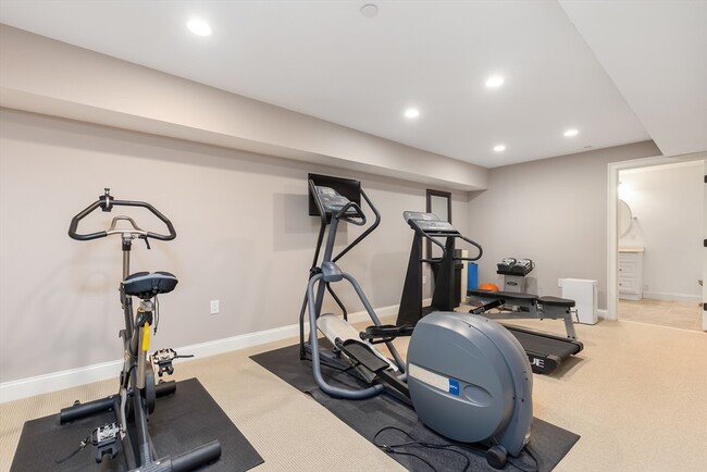 Building Photo - 239 Washington St