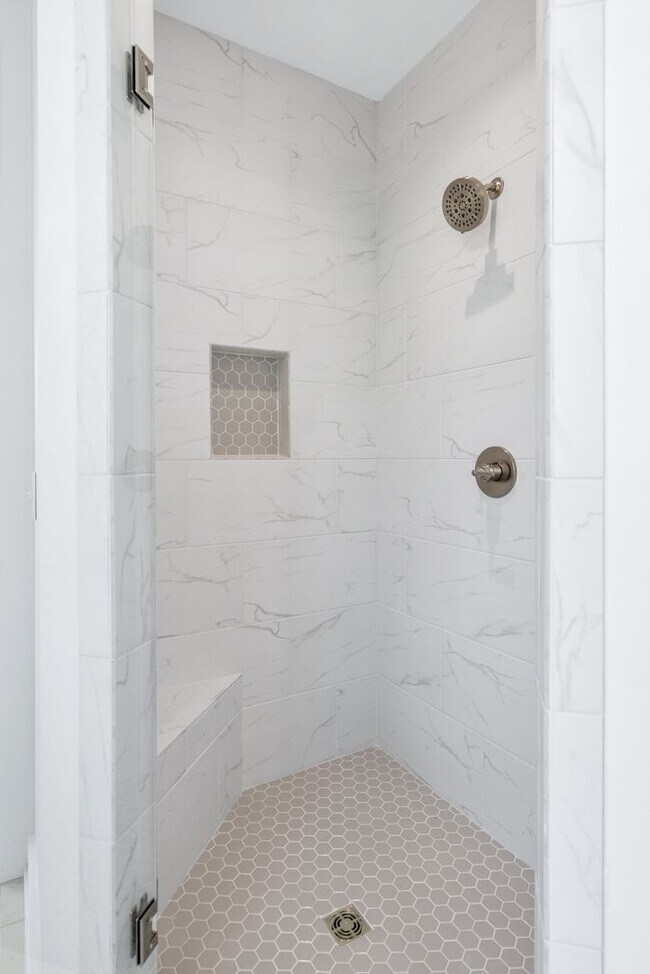 Building Photo - Luxury home in Southbrooke community in Franklin, TN