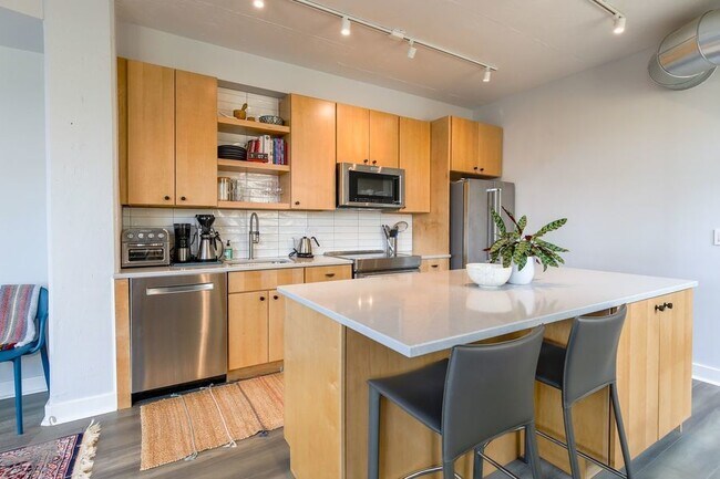Building Photo - 2125 14th St NW