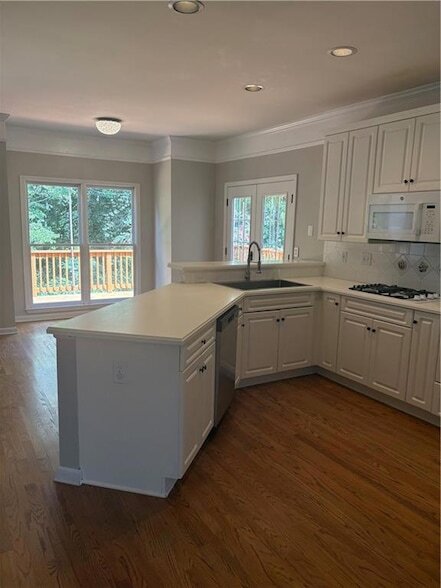Building Photo - 2275 Snug Harbor NE