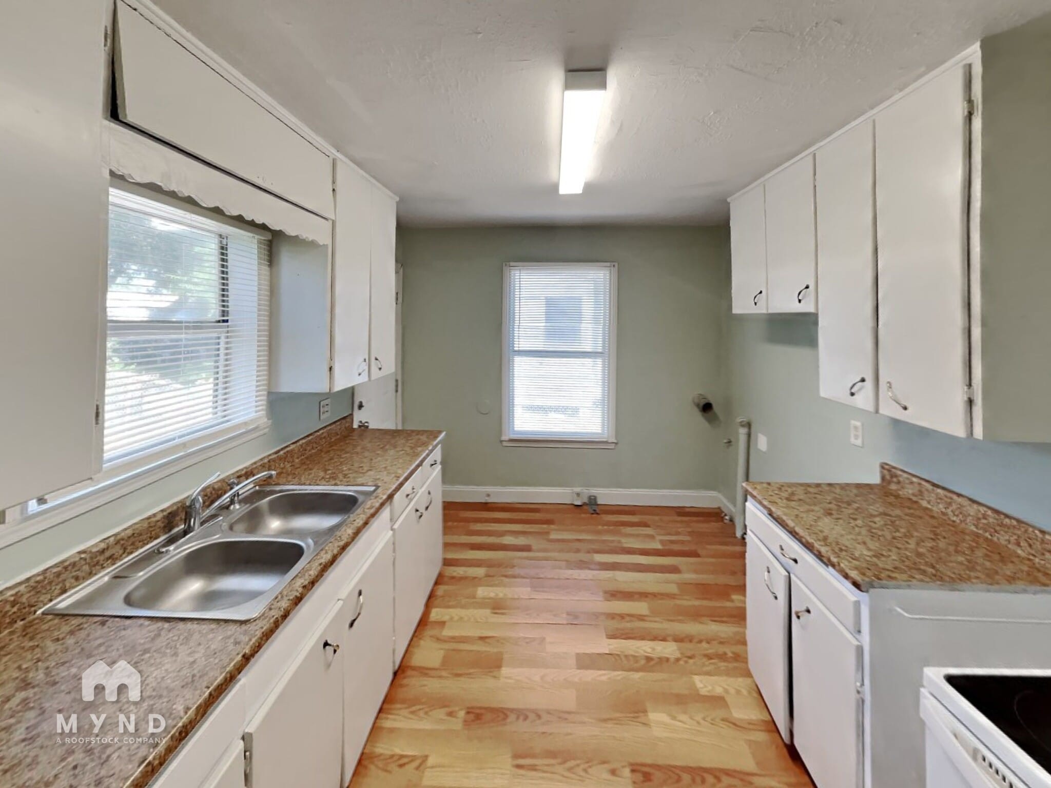 Building Photo - 1441 Miami Dr