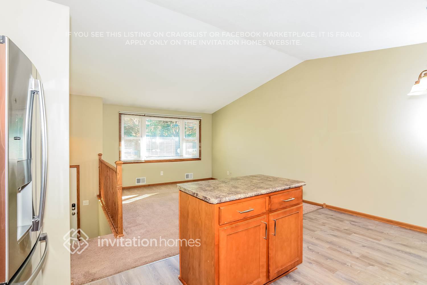Building Photo - 707 S Shore Dr