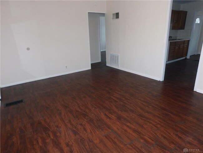 Building Photo - 906 Catherine St