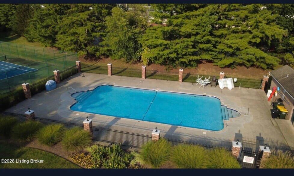 Building Photo - 3637 Hurstbourne Ridge Blvd