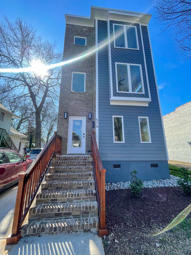 Primary Photo - 516 New Bern Ave