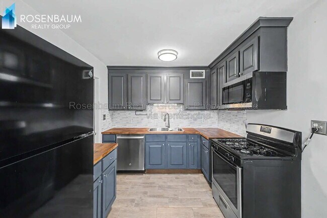 Building Photo - 508 W 18th St