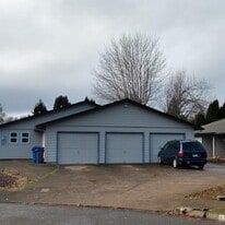 Building Photo - 1587 Distinctive Ct S