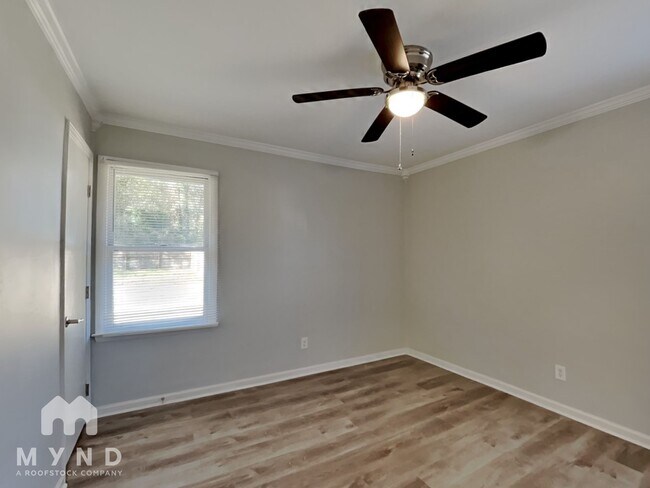 Building Photo - 5720 Raynor Rd