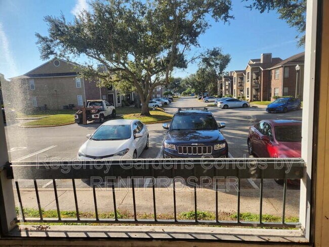 Building Photo - 4367 Thornbriar Ln