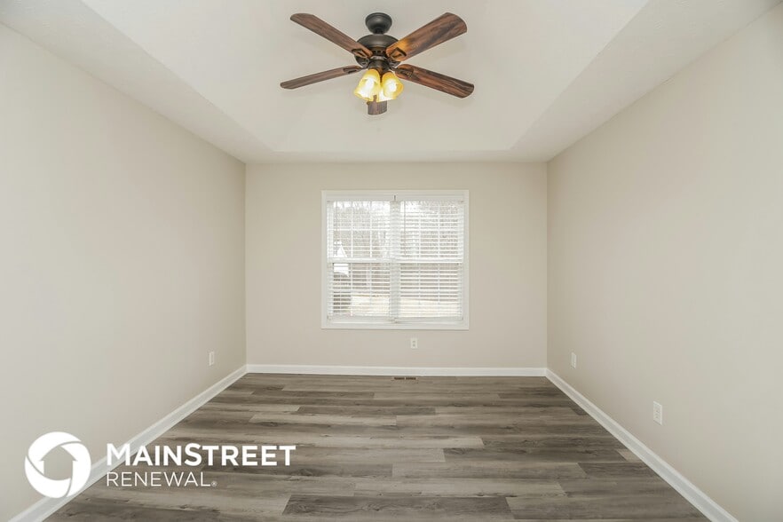 Building Photo - 34 Woodwind Dr