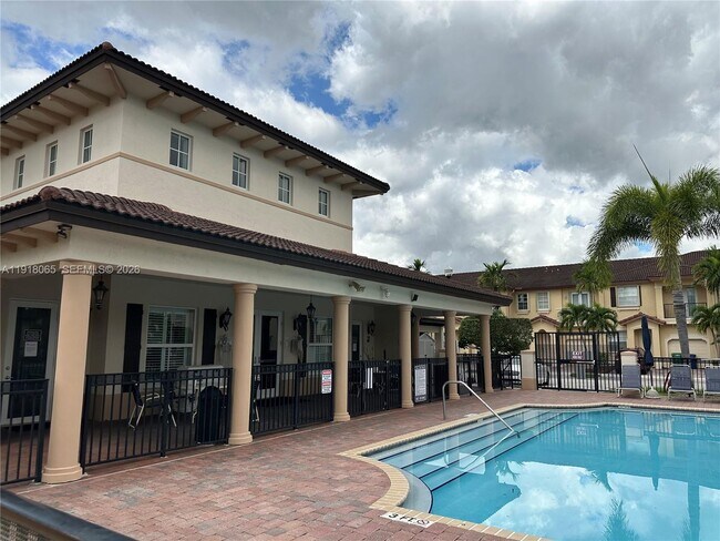 Building Photo - 13261 SW 127th Ct