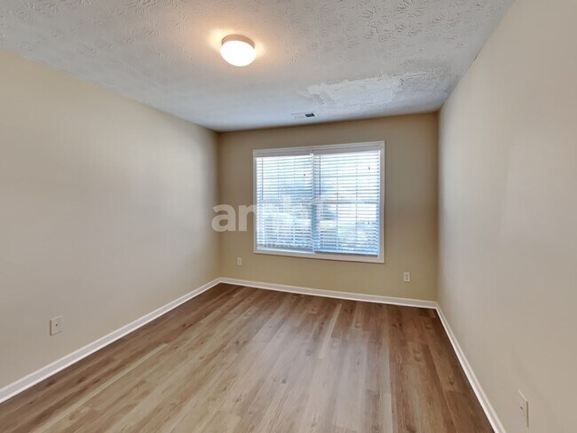 Building Photo - 119 Overlook Ct