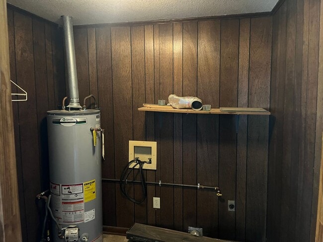 Building Photo - 115 Blair St