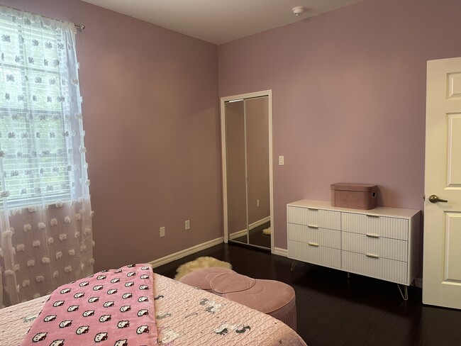 Building Photo - 14921 Summit Pl Cir