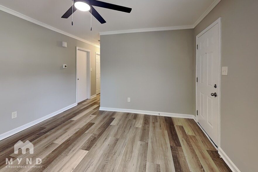 Building Photo - 3400 Pine Meadow Dr