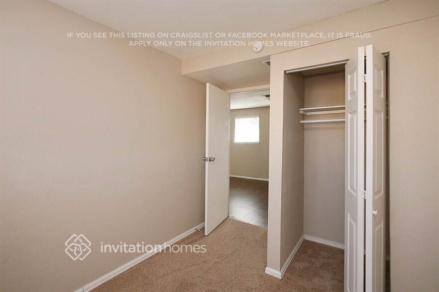 Building Photo - 2410 Payne Cir W
