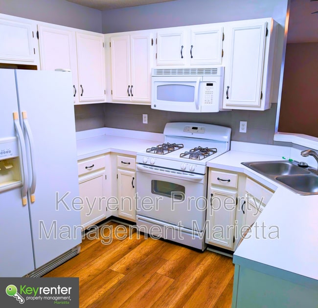 Building Photo - 2179 Sandell Trail SW