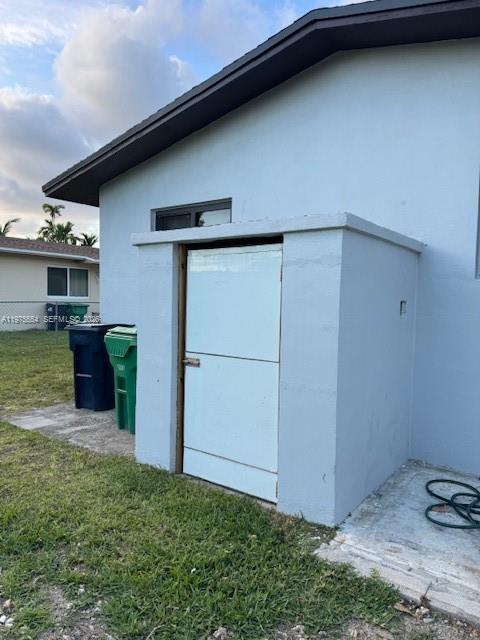 Building Photo - 6752 SW 21st St