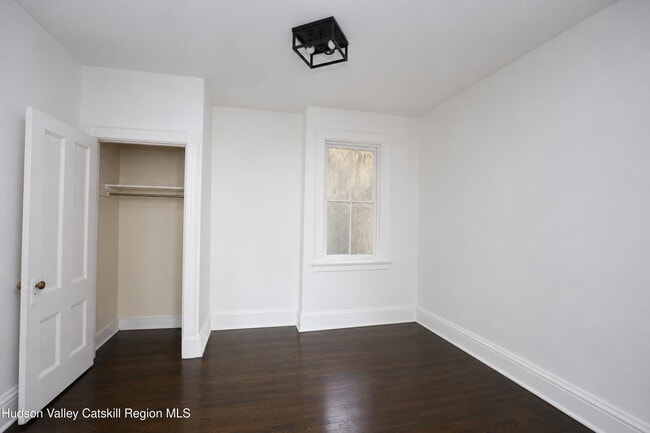 Building Photo - 141 St James St