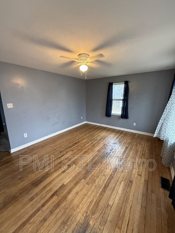 Building Photo - 10365 Lord Dr