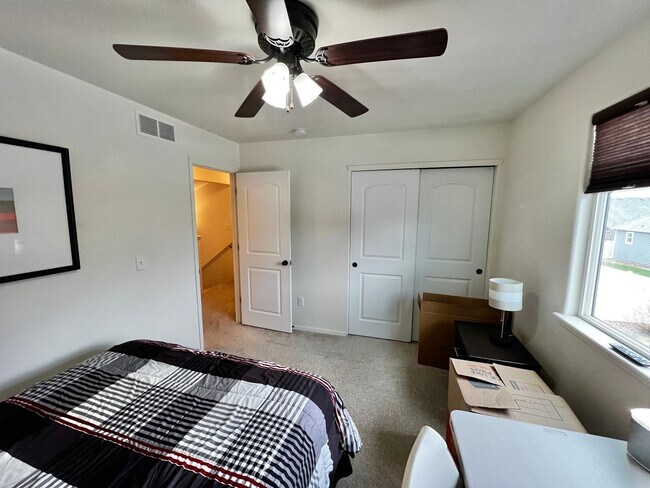 Building Photo - Spacious 4 Bed, 2 1/2 Bath House in Berthoud!