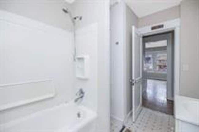 Building Photo - 1873-1875 Northampton Street