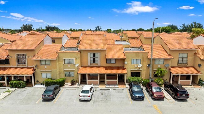 Building Photo - 2735 W 61st Pl