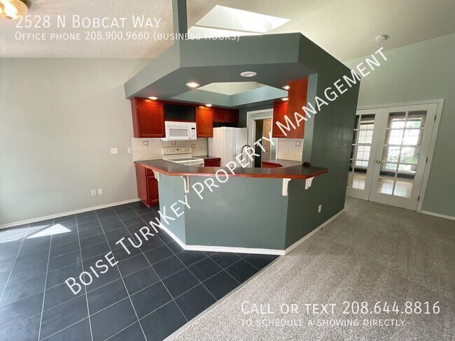 Building Photo - 2528 N Bobcat Way