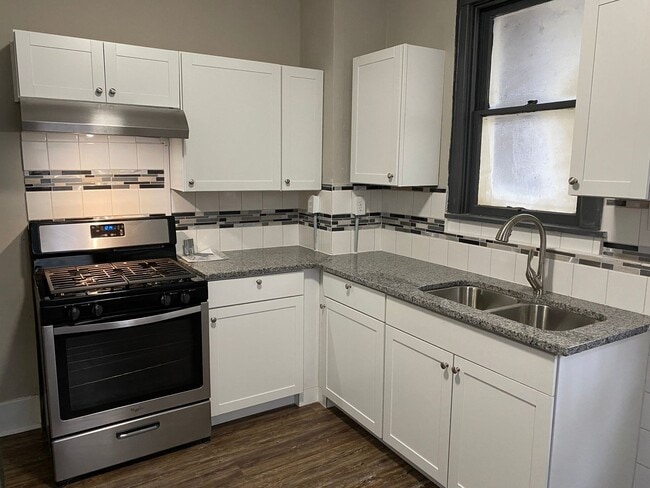 Building Photo - Coming Soon! Newly Remodeled 3 Bedroom Home in Downtown Carlisle