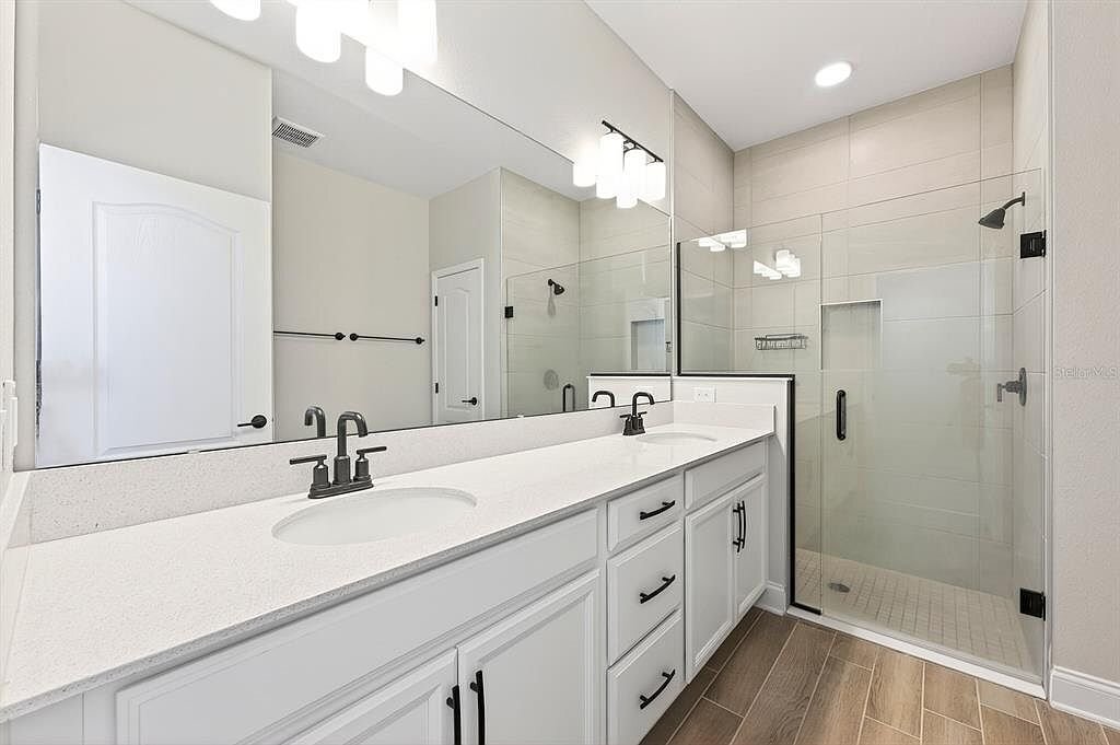 Building Photo - 606 Dogfish Ln