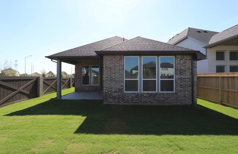 Building Photo - 2423 Shallot Ln