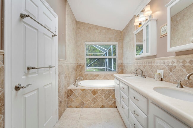 Building Photo - 8605 Windy Cir