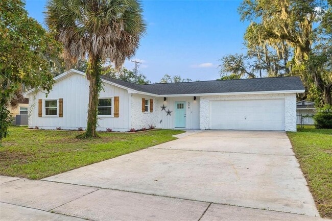 Primary Photo - 508 Brooker Rd