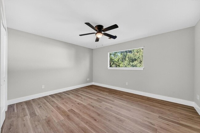 Building Photo - 2943 Cathedral Ln