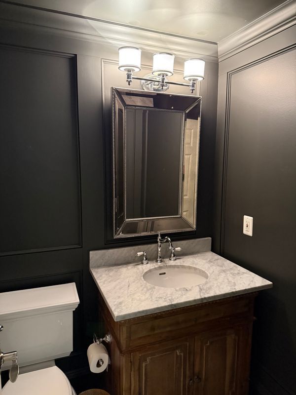 Building Photo - 312 Tschiffely Square Rd