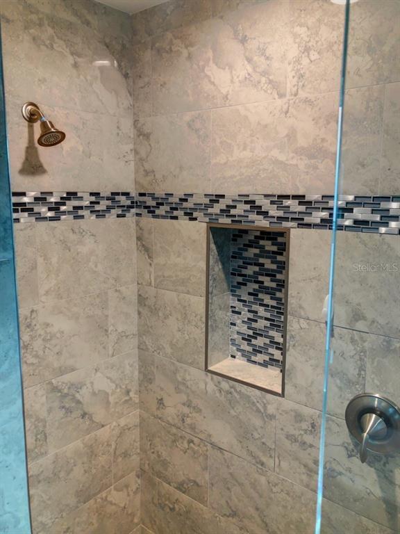 Building Photo - 399 Carmalita St