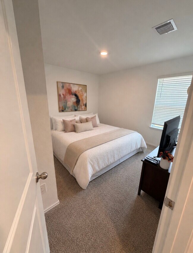 Building Photo - 5463 Portwood Acres Dr