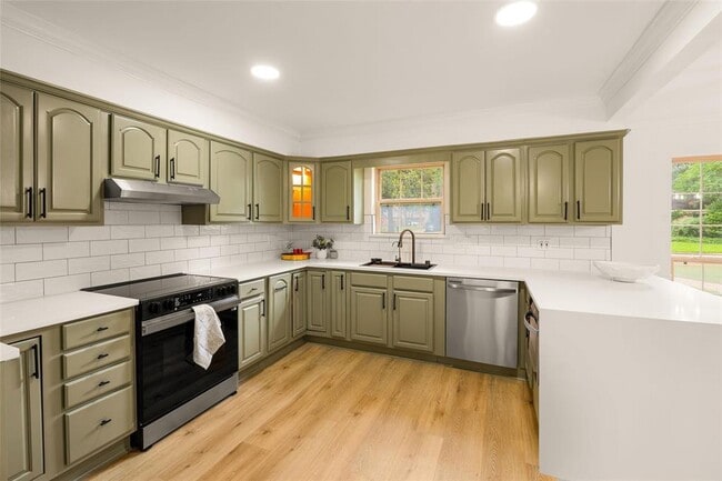 Building Photo - 5502 Graystone Ln