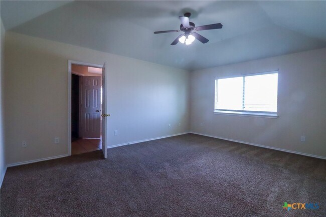 Building Photo - 1805 Lobrecht Ct