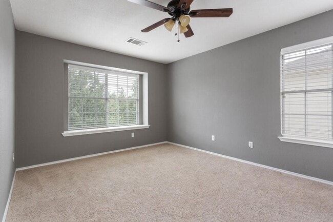 Building Photo - 14404 Ballycastle Trail