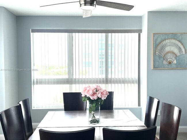 Building Photo - 231 Riverside Dr