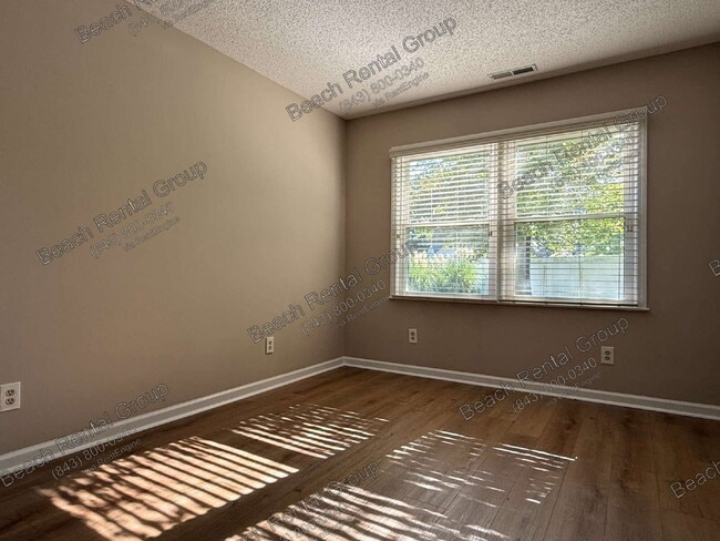 Building Photo - 425 Spauldingwood Rd