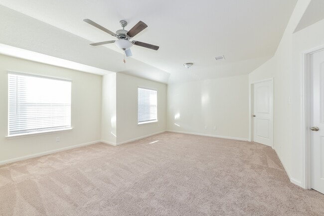 Building Photo - 26251 Bosch Dr