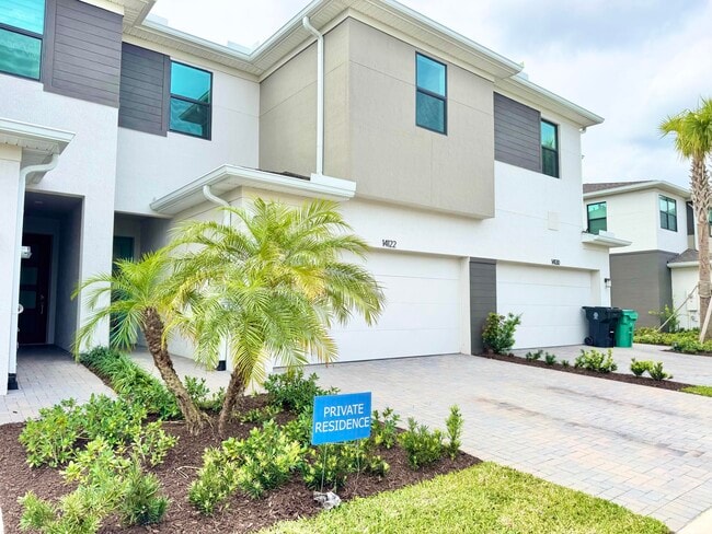 Building Photo - 14122 SW Thorens Dr
