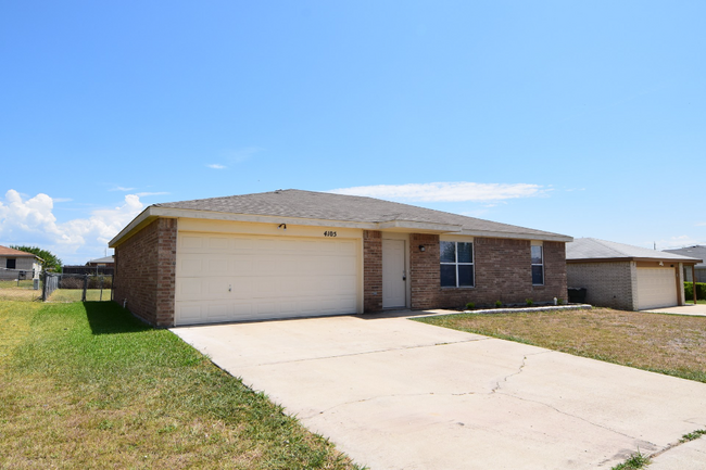 Building Photo - 4105 Sand Dollar Dr