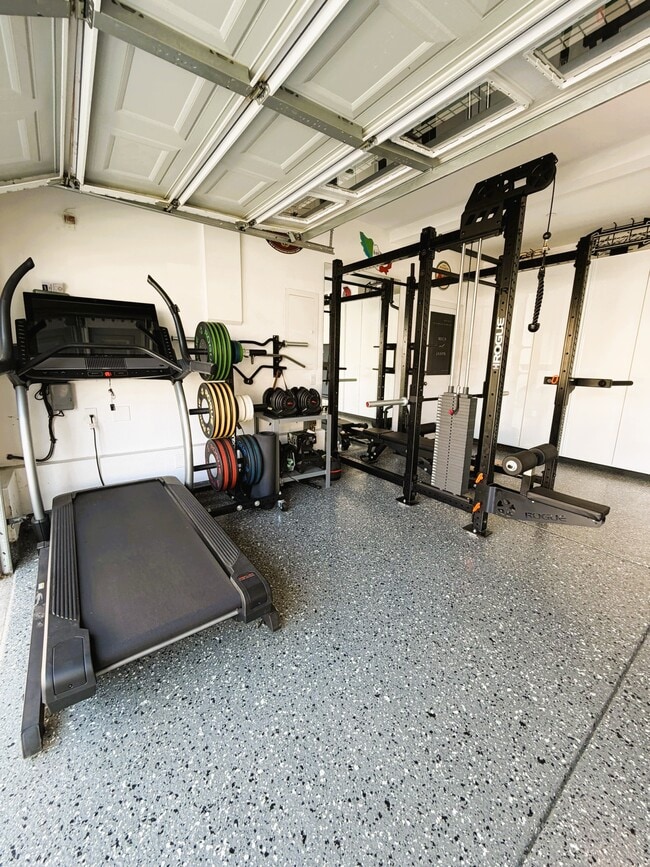 Building Photo - 326 Gulf Stream Way