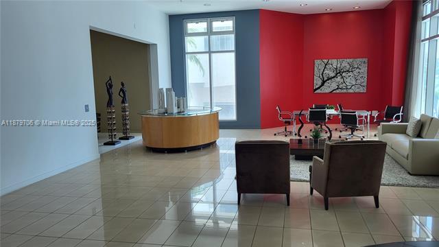 Building Photo - 300 S Biscayne Blvd