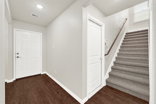 Building Photo - 14310 Brunswick Pl Dr